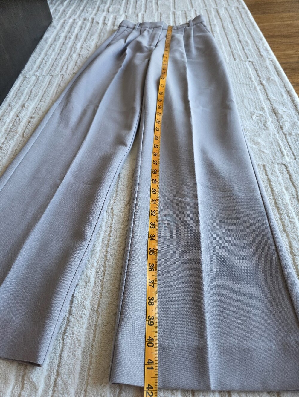 Abercrombie & Fitch Stylish Gray Pleated Trousers Wide Leg  A&F Pants